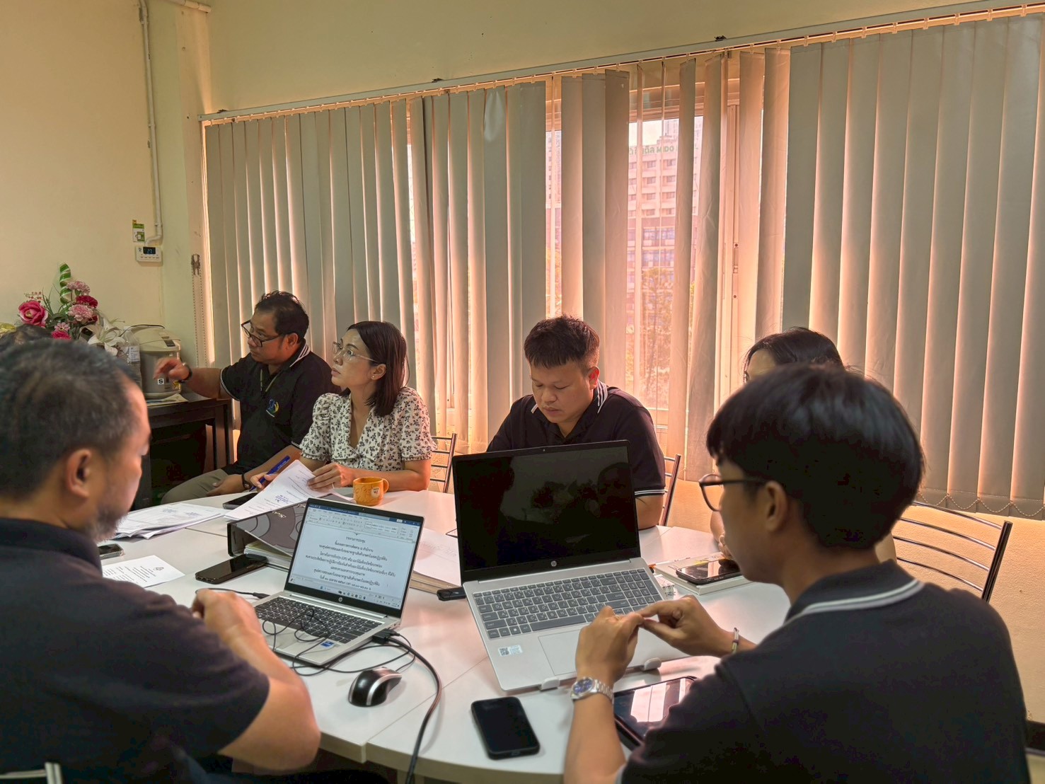 title - ประชุมชี้แจงผลการตรวจติดตาม ณ สำนักงานของศูนย์ตรวจสอบและรับรองมาตรฐานสินค้าเกษตรในเขตปฏิรูปที่ดิน
